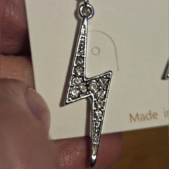 Lightening Bolt Earrings Fashion Jewlery - Picture 4 of 4